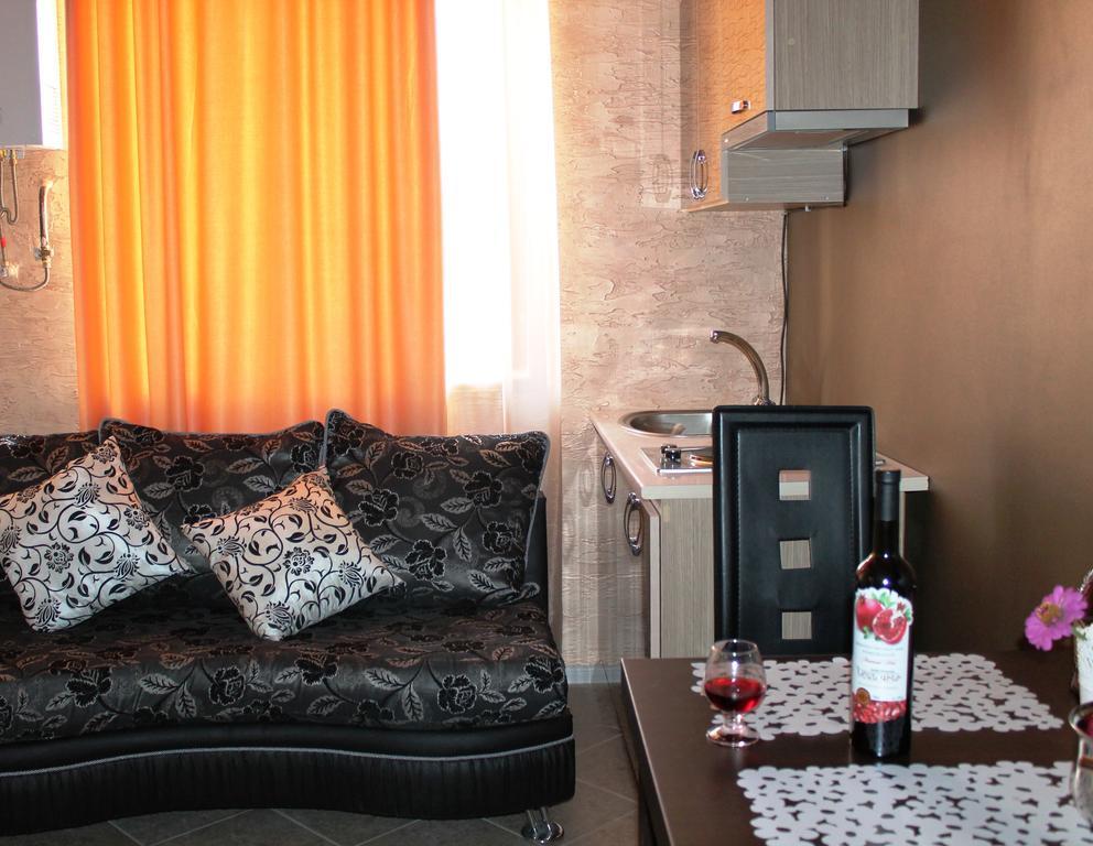 Planet Hotel Yerevan Ruang foto