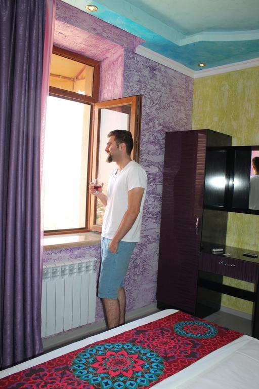 Planet Hotel Yerevan Bagian luar foto