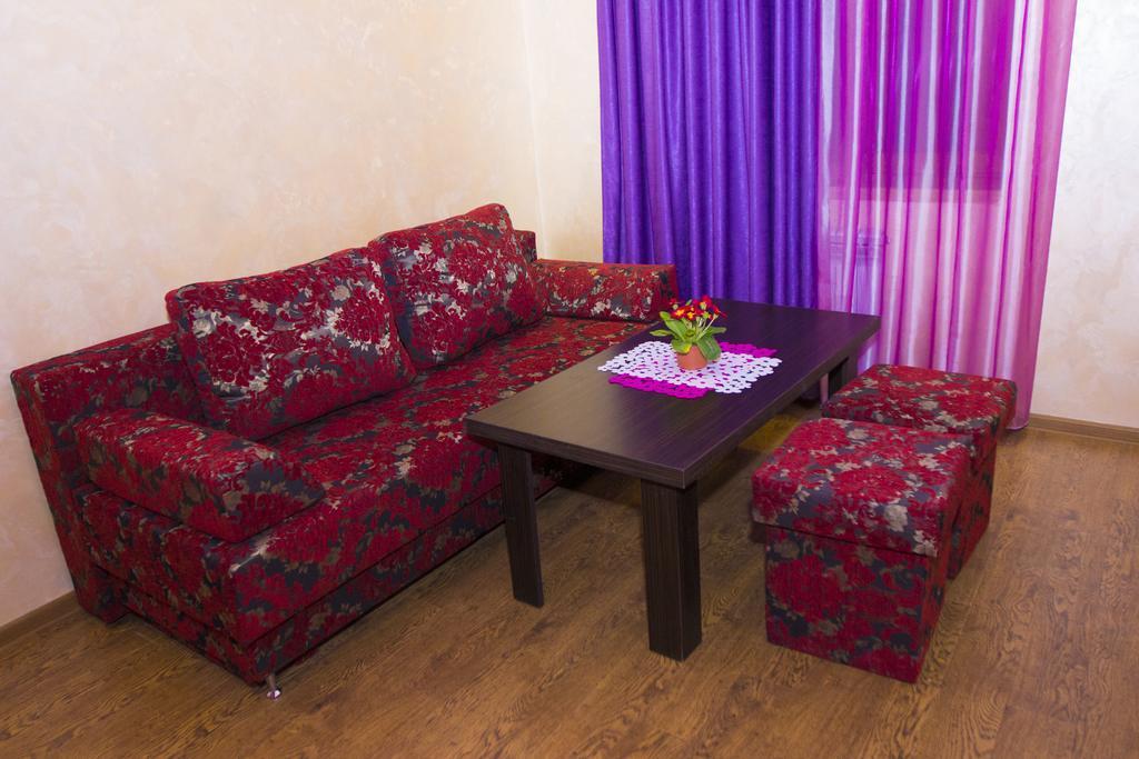 Planet Hotel Yerevan Ruang foto