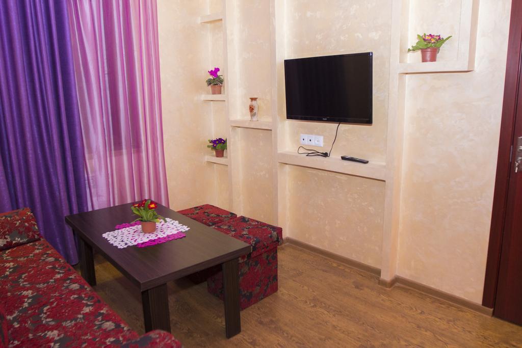 Planet Hotel Yerevan Ruang foto