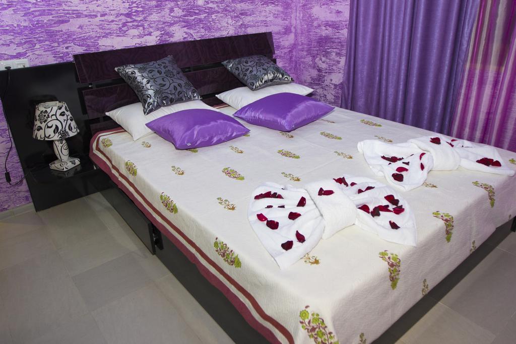 Planet Hotel Yerevan Ruang foto