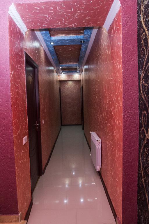 Planet Hotel Yerevan Bagian luar foto