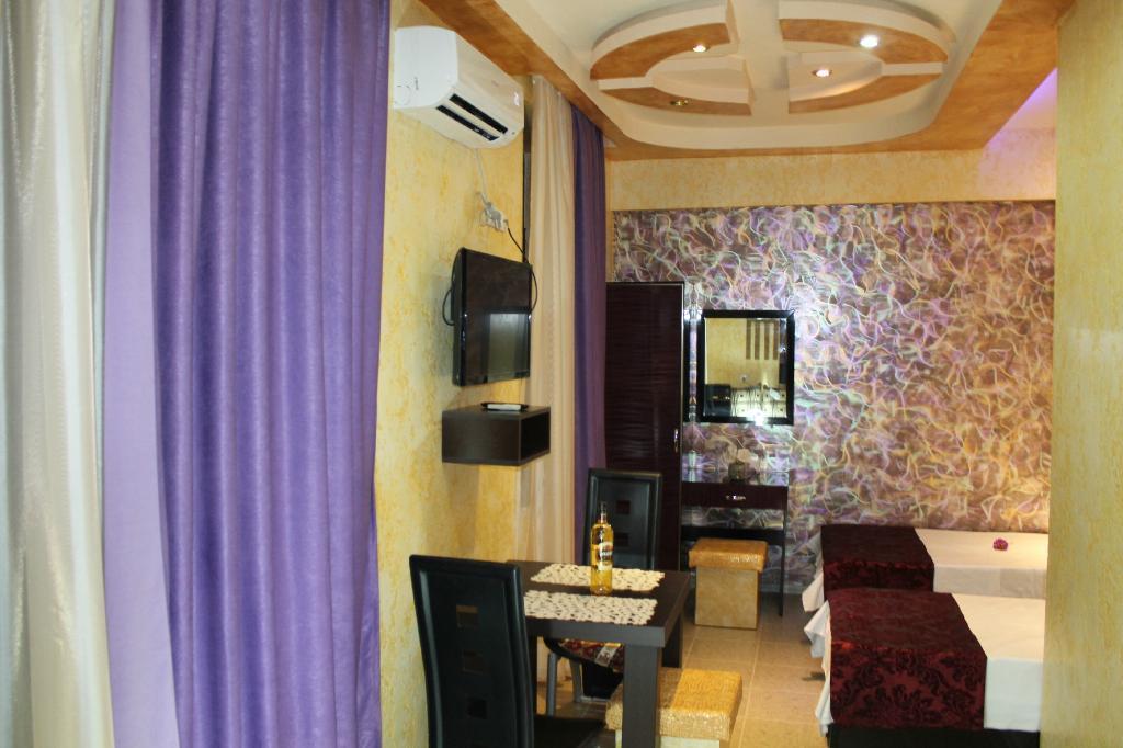 Planet Hotel Yerevan Bagian luar foto