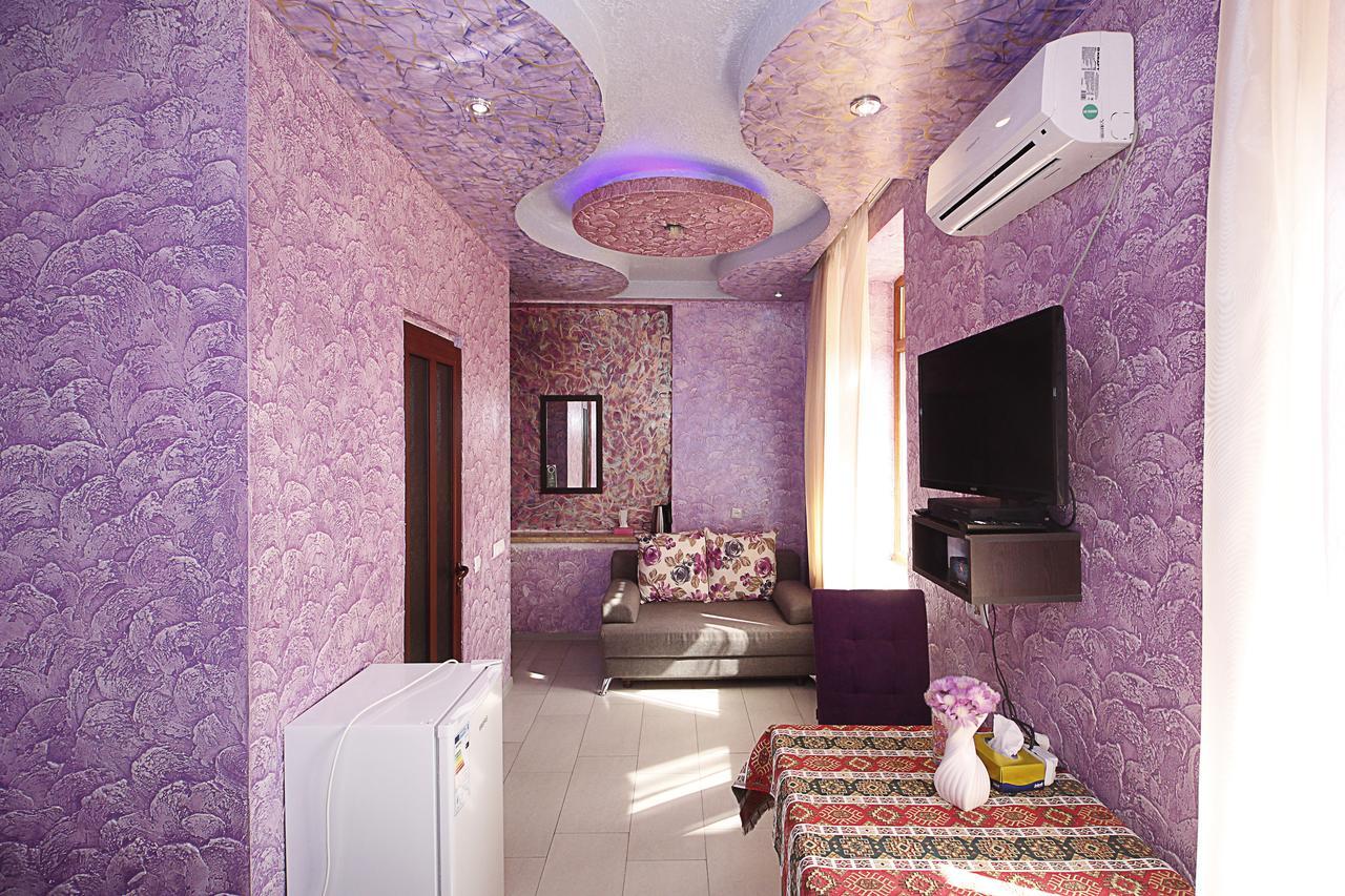 Planet Hotel Yerevan Bagian luar foto